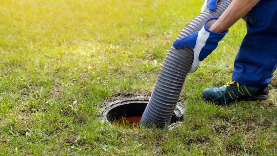 Hiring and Training Employees to Start a Septic Business